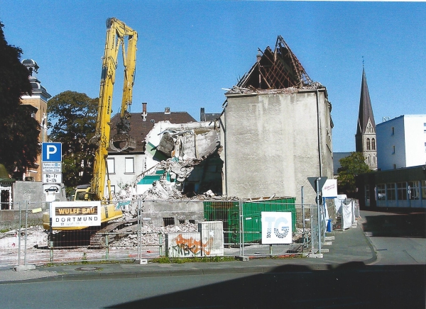 Abriss ehemalige Stadtbücherei, vormals Höhere Töchterschule