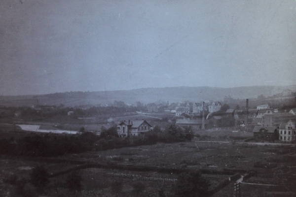 Blick auf Weinhof und Elsey