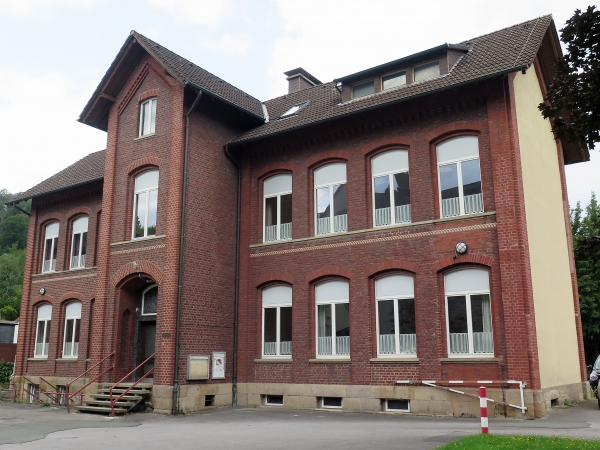 alte Weinhofschule vor dem Abriss