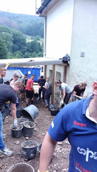 Helfer Flutschäden 13./14.07.2021