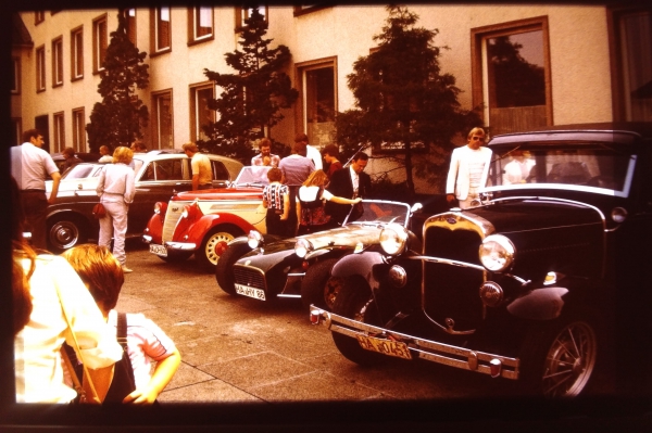 Oldtimer am Rathaus