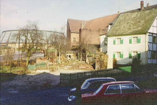 Blick zur Rundturnhalle