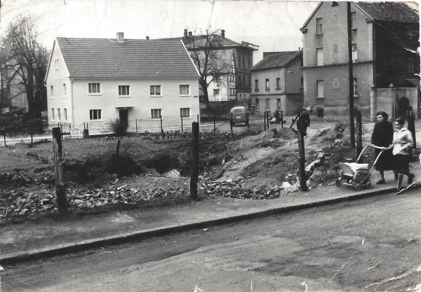 Bombentrichter in Elsey