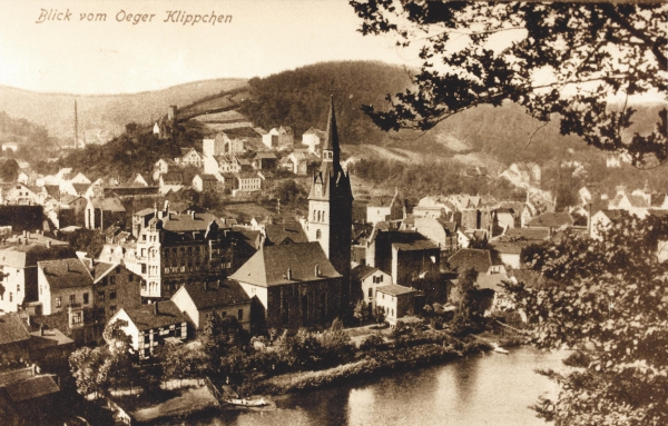 Blick vom Oeger Klippchen - auf die ev.-reformierte Kirche