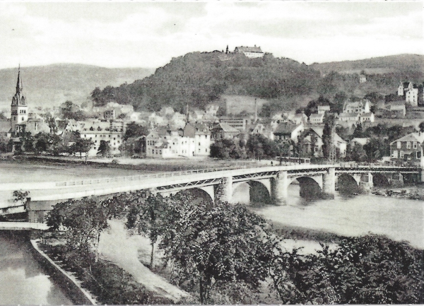 Achtbogige Lennebrücke