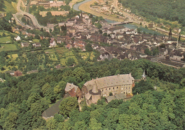 Luftbild Schloss und Stadt