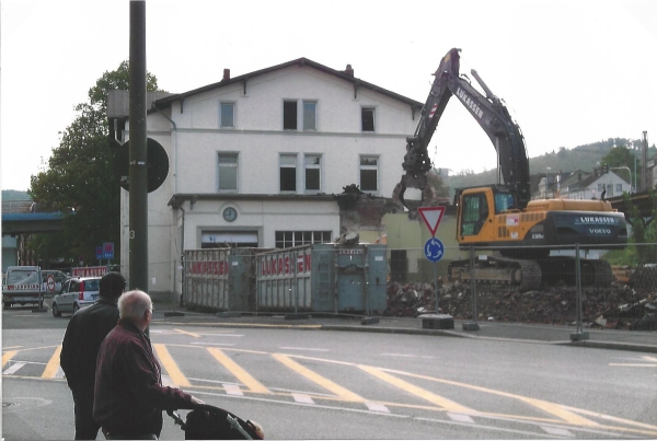 Abbruch Bahnhof Neubau Busbahnhof