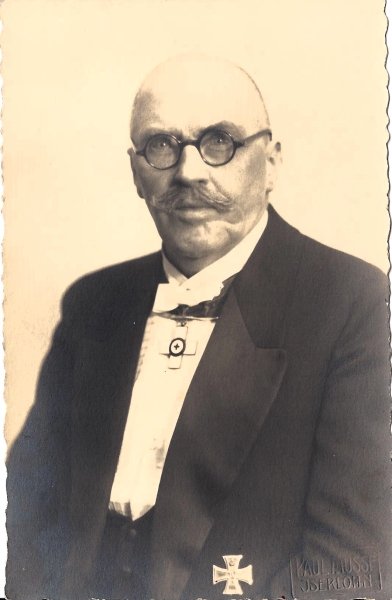 Dr. Hundsdiecker