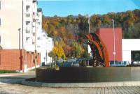 Aufbau der Stahlskulptur von Peter Müller aus Neuss