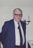 Dr. Gustav Middendorf